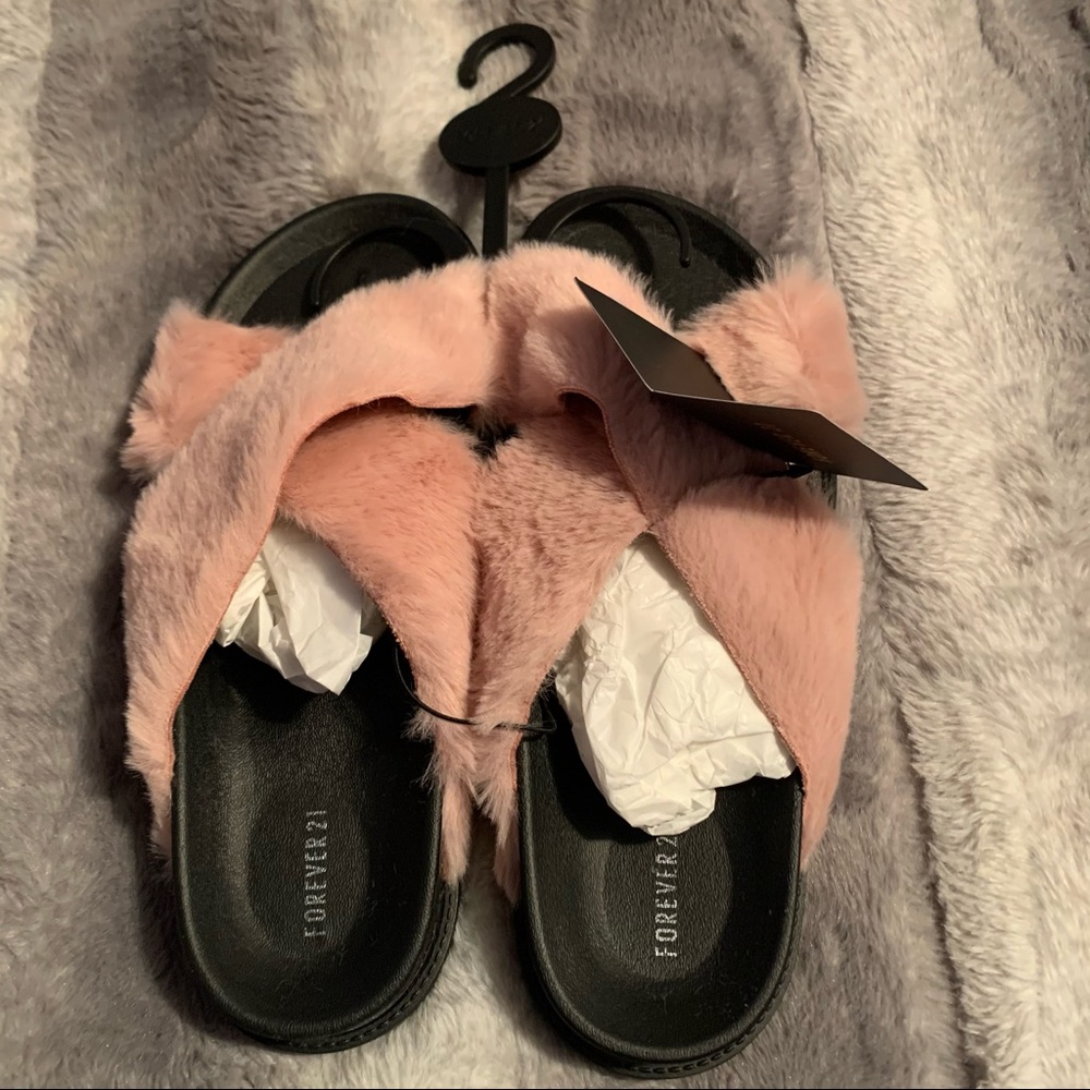 Forever 21 Faux Fur Sandals